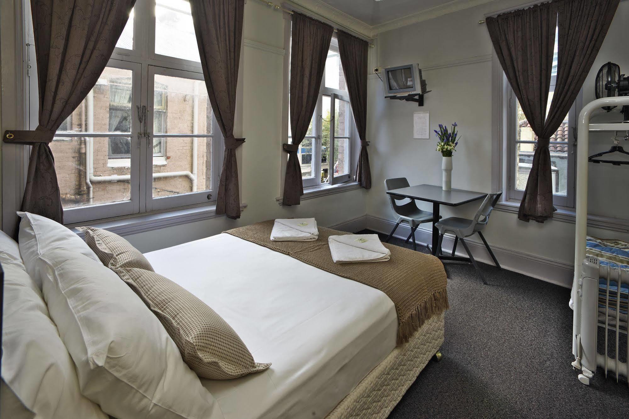 The George Street Hotel Сидней Экстерьер фото