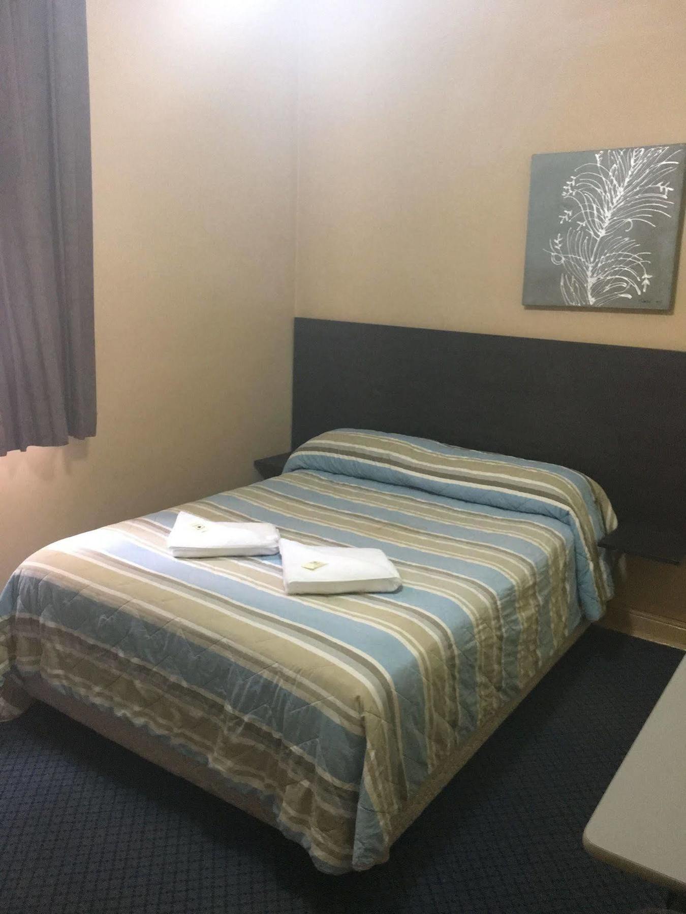 The George Street Hotel Сидней Экстерьер фото